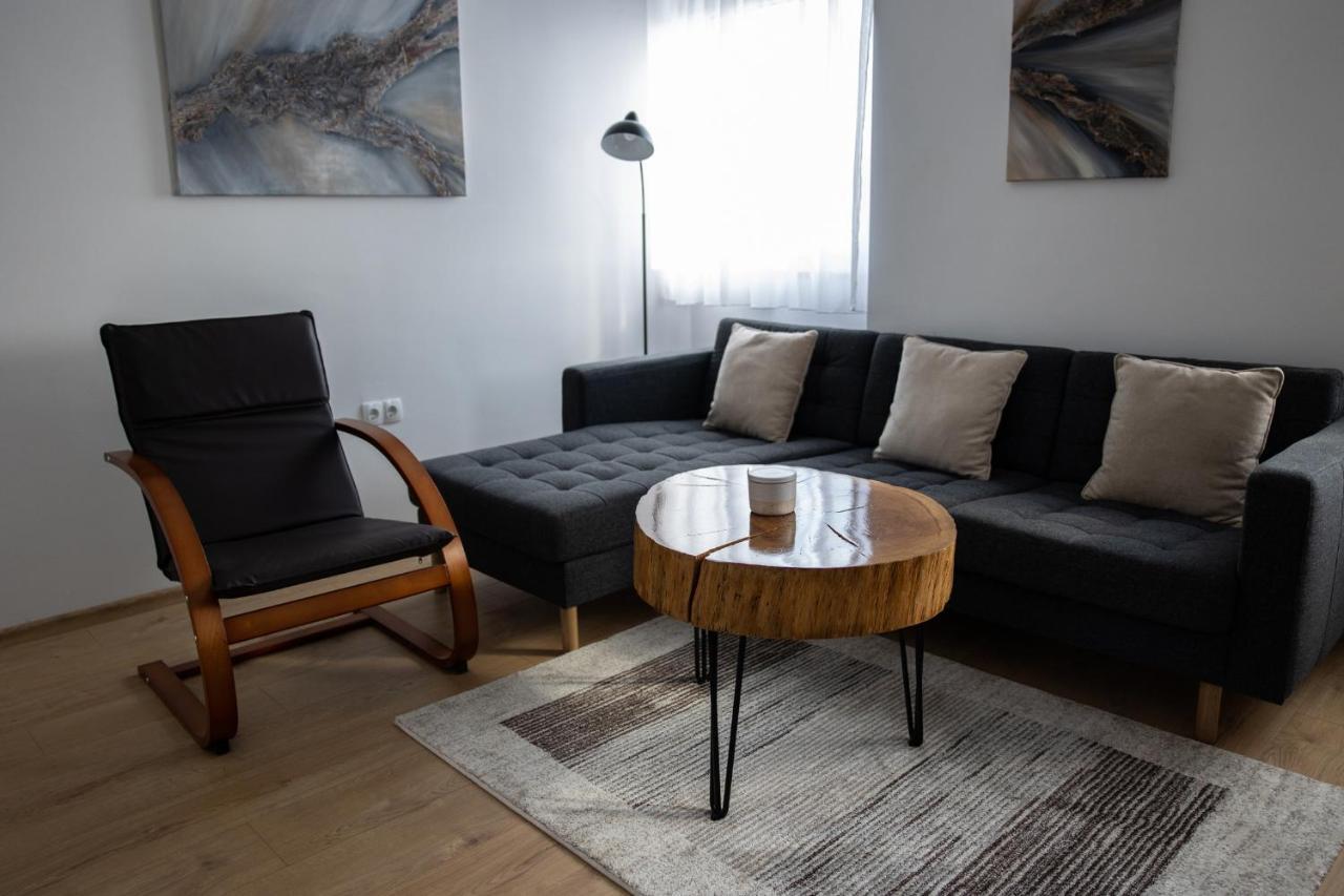 Apartman Ena Бьеловар Экстерьер фото