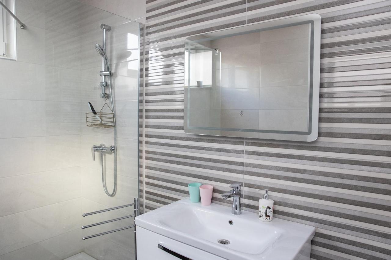 Apartman Ena Бьеловар Экстерьер фото