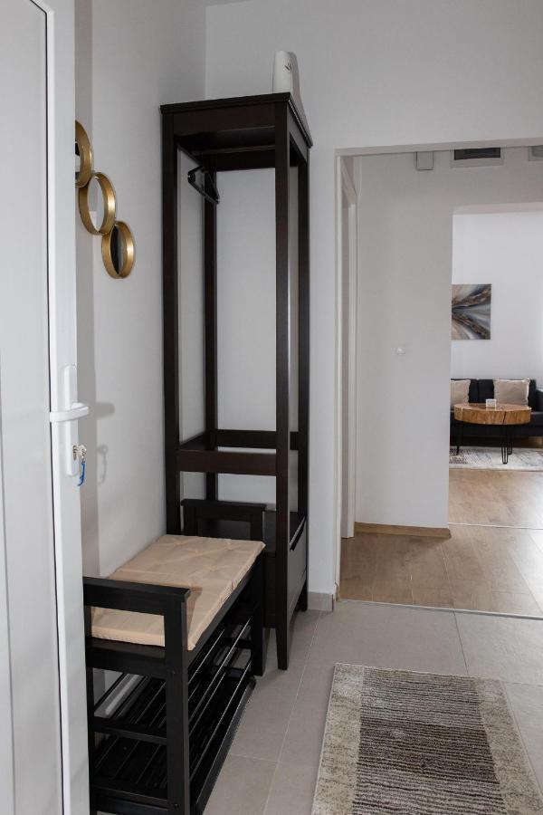 Apartman Ena Бьеловар Экстерьер фото
