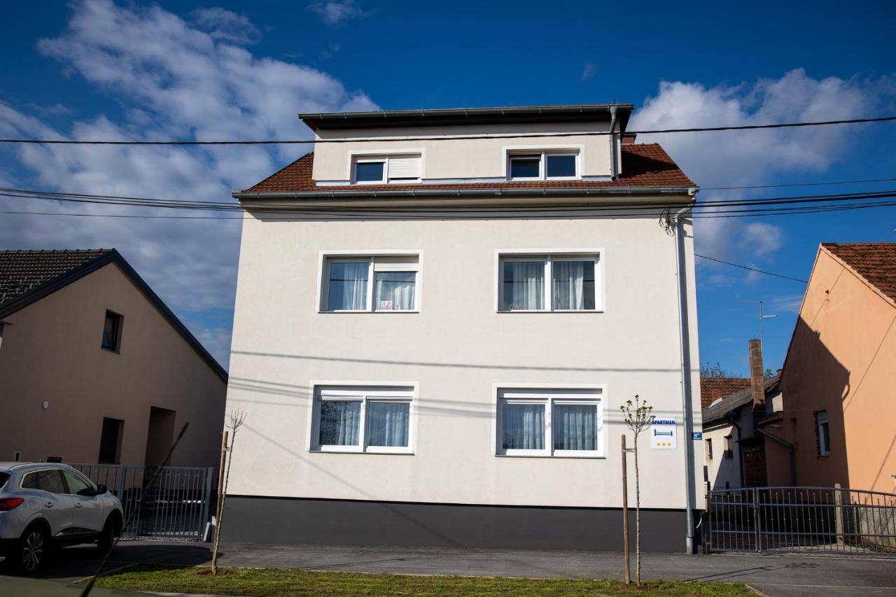 Apartman Ena Бьеловар Экстерьер фото
