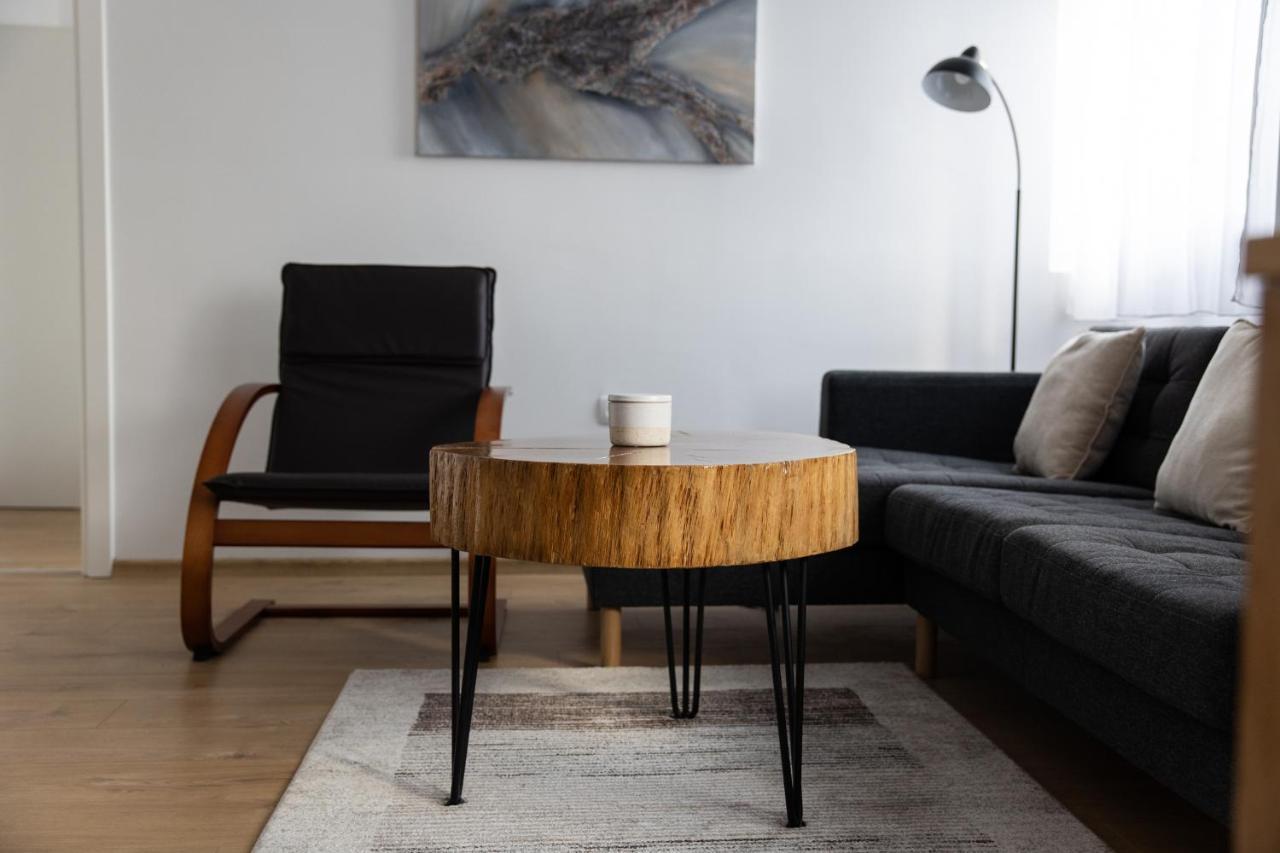 Apartman Ena Бьеловар Экстерьер фото