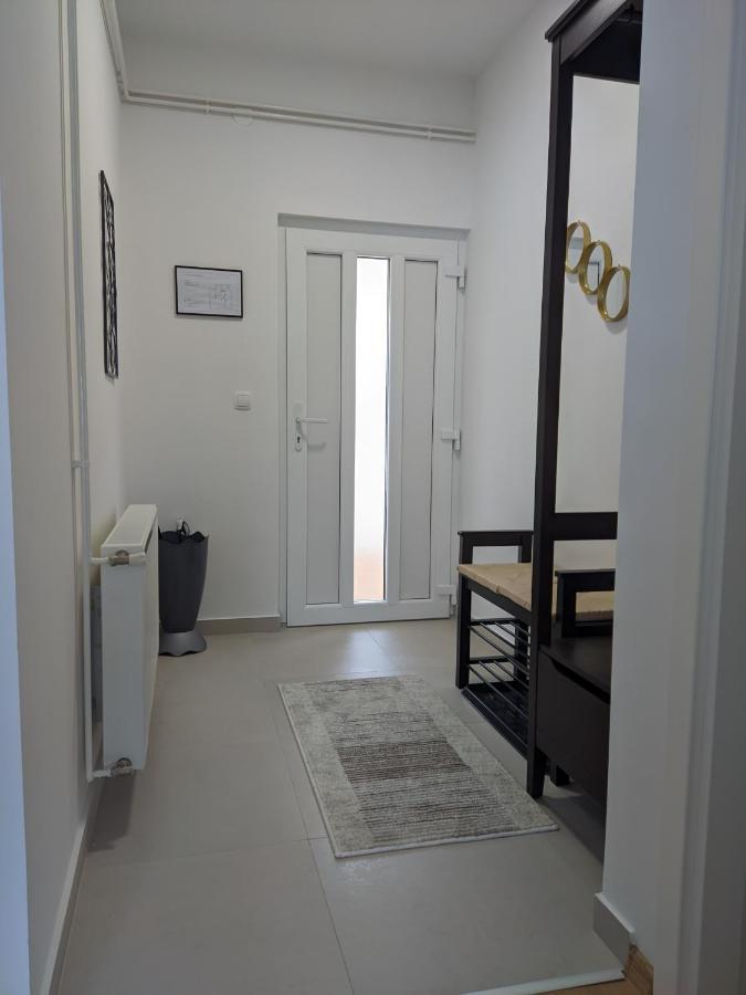 Apartman Ena Бьеловар Экстерьер фото